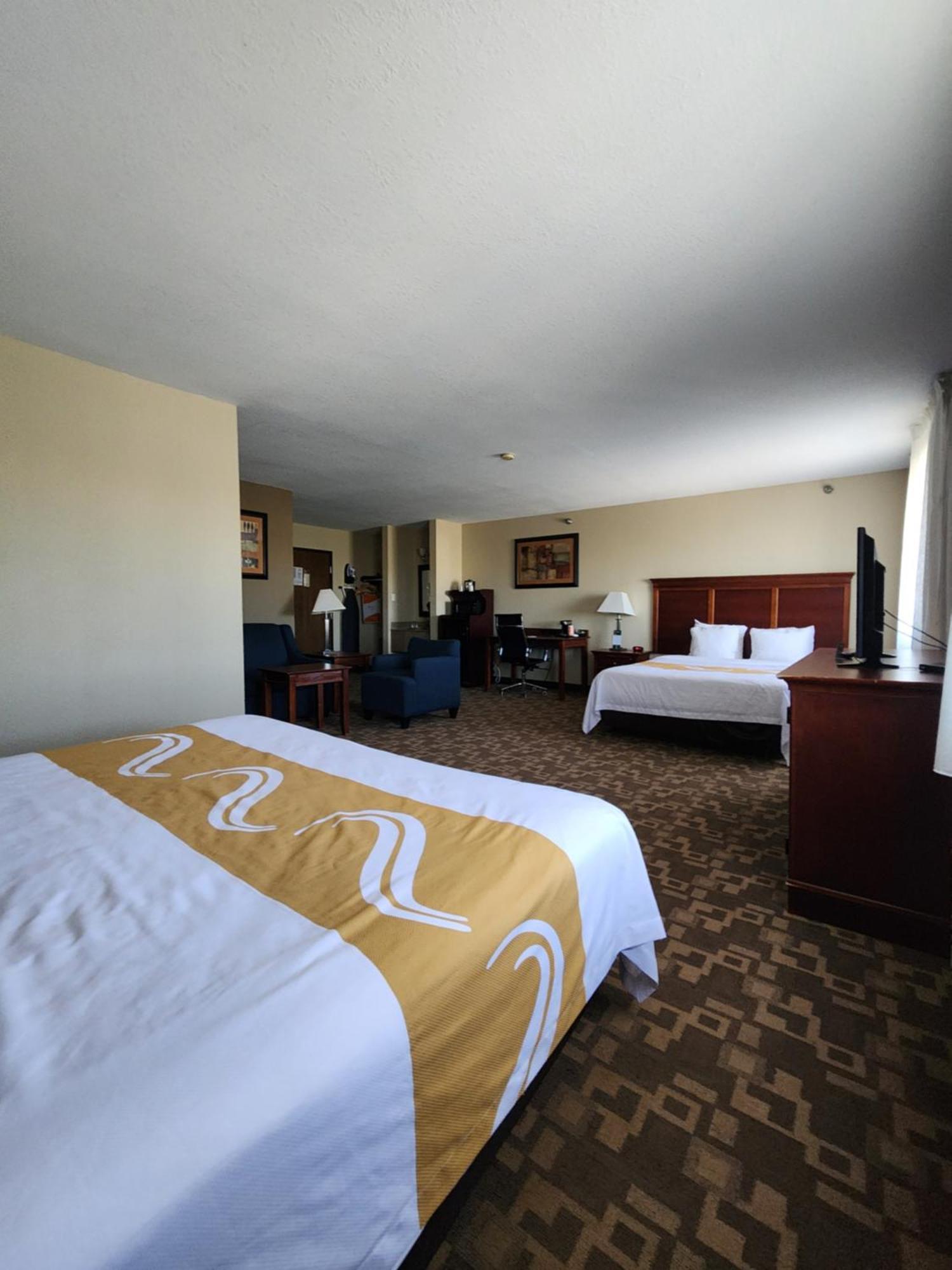 Quality Inn I-70 At Wanamaker Topeka Exterior foto